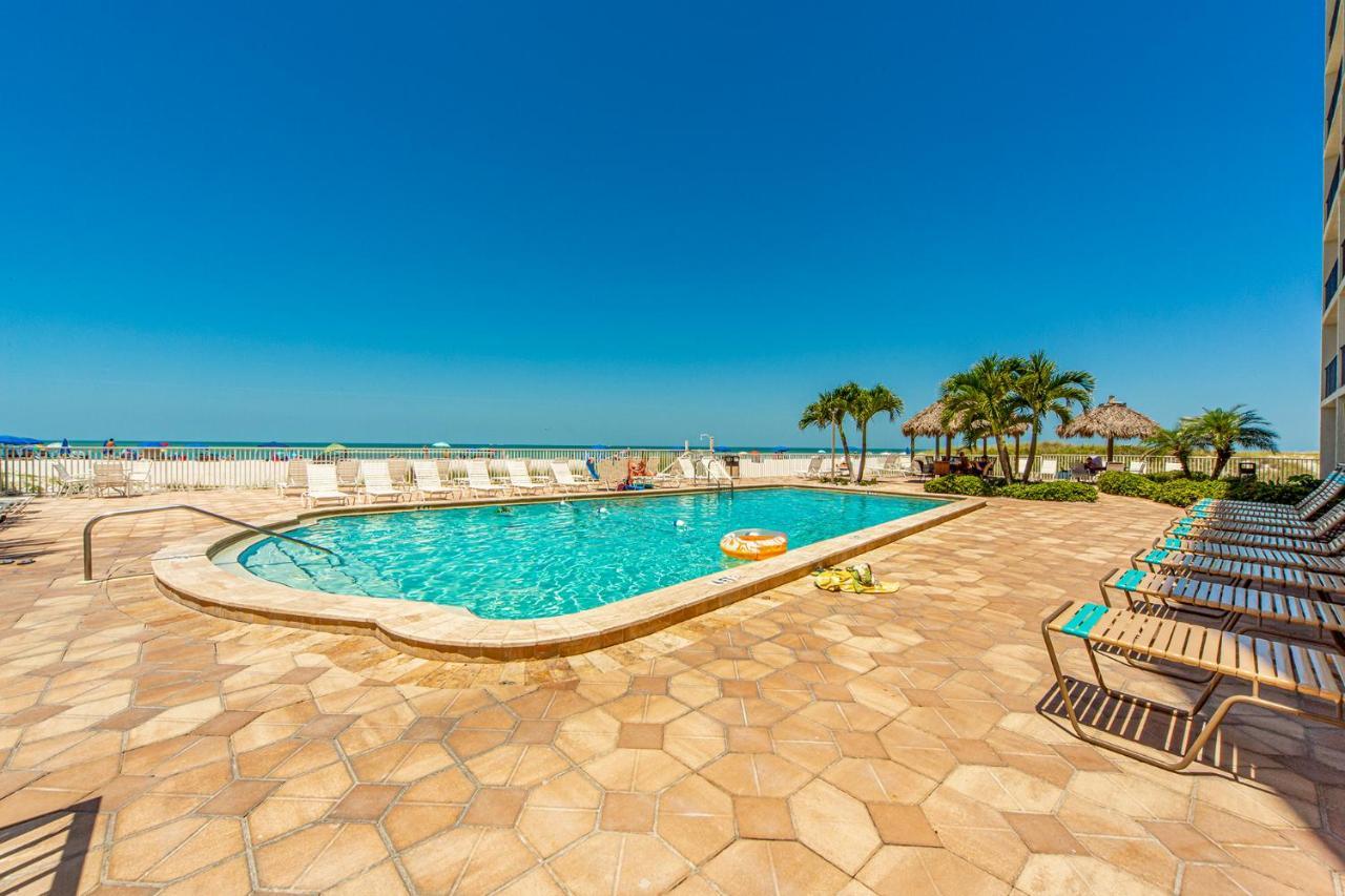 301 Sandy Shores Condos St. Pete Beach Exterior foto