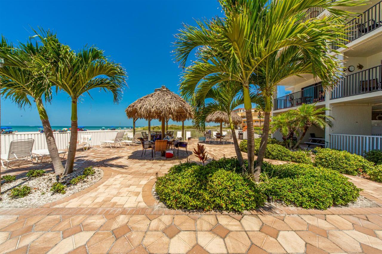 301 Sandy Shores Condos St. Pete Beach Exterior foto